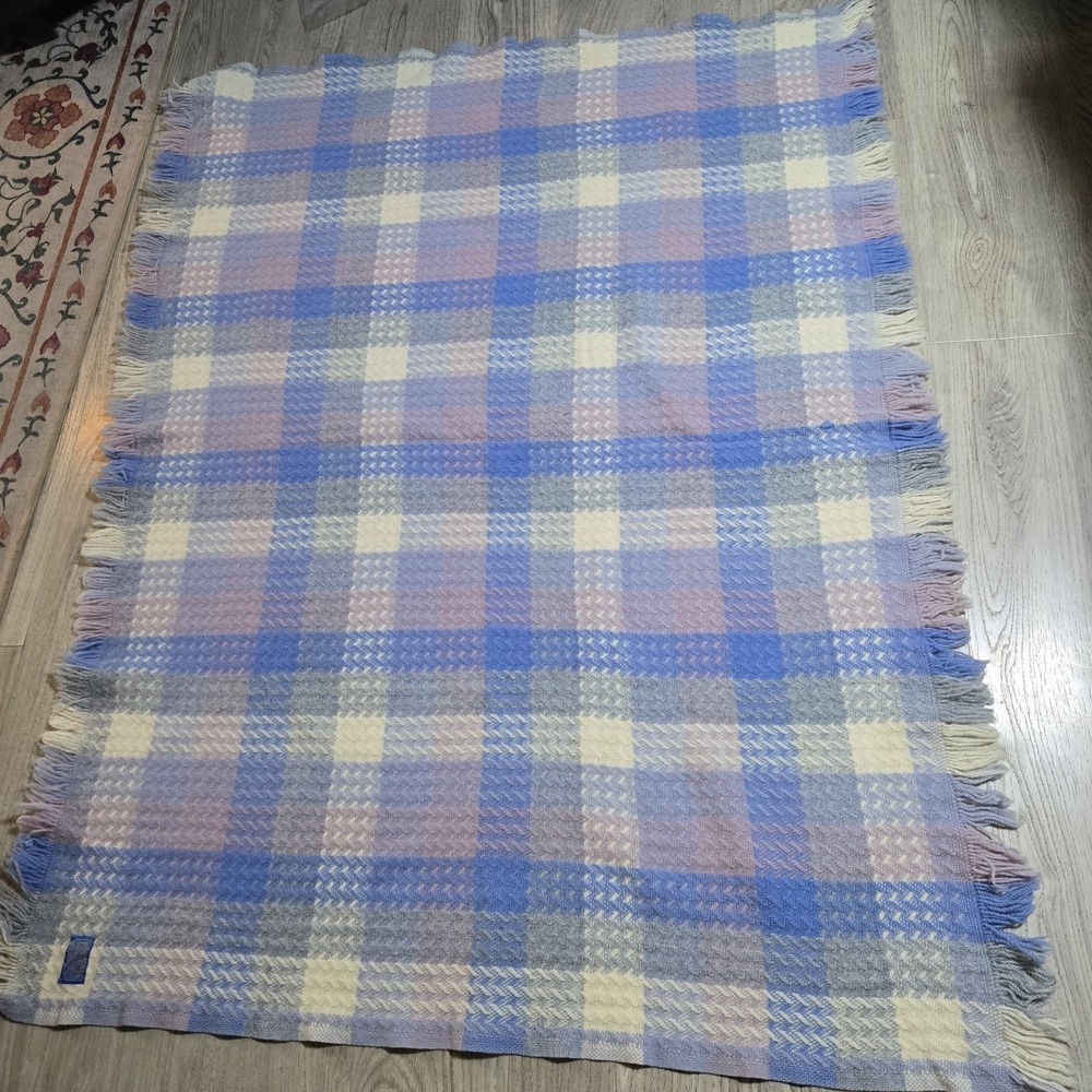 Vtg Pendleton Wool Throw Baby Blanket Creamy Pastel Fringe Spiral Weave 61x46" - Picture 5 of 5